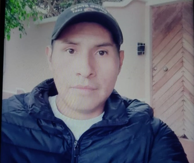 Buscaba empleo y terminó robando: sujeto es captado por cámaras en oficina de Cochabamba