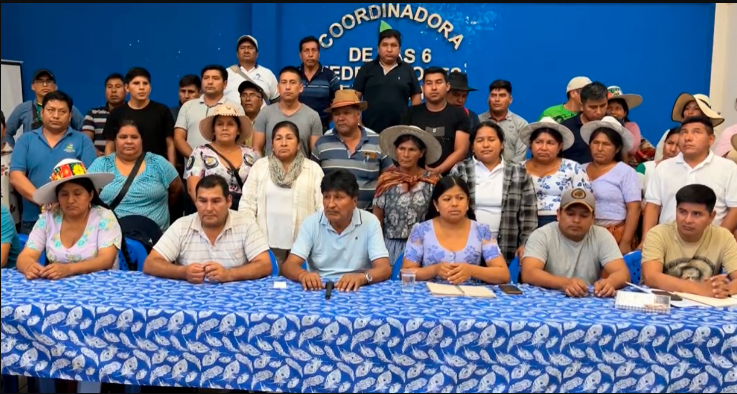 Campesinos y cocaleros anuncian movilizaciones masivas contra el Gobierno de Rodrigo Paz